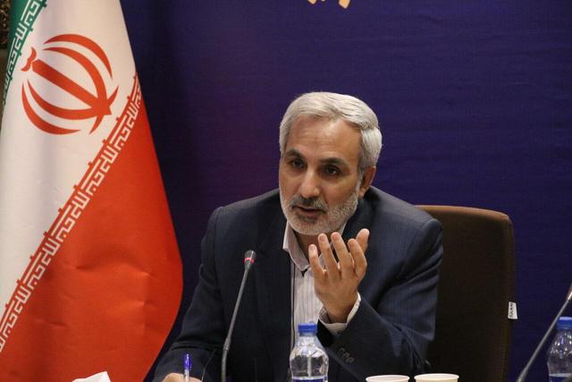 دستگاه‌های متولی تأمین معیشت مردم جلوی رهاشدگی بازار را بگیرند