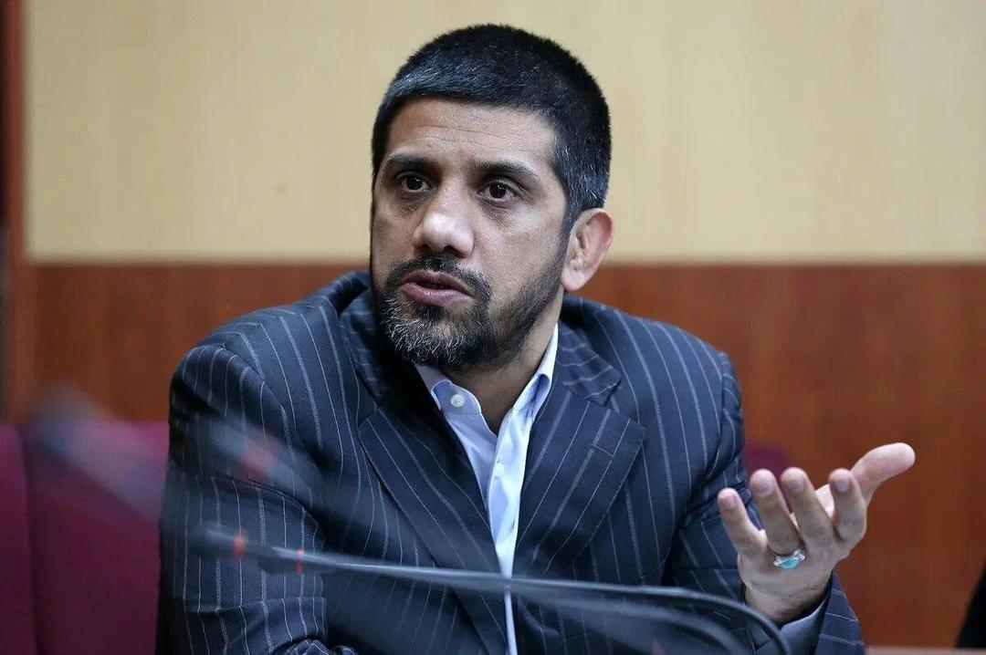 علیرضا دبیر در مجلس: مردم با پیروزی کشتی خوشحال‌تر می‌شوند یا امضای برجام؟ | درخواست از نمایندگان مجلس