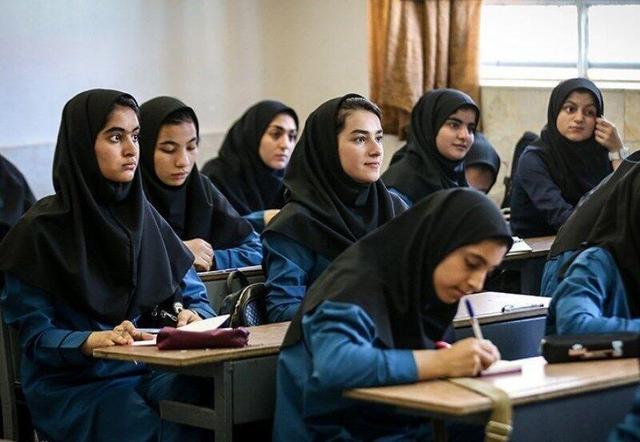 ضرورت کنشگری دبیران «مطالعات اجتماعی» برای فرهنگ سازی جوانی جمعیت