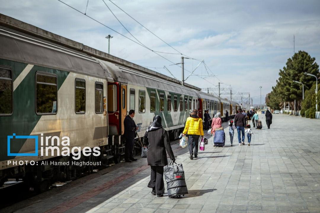 افزایش ۱۴ درصدی مسافران ریلی در منطقه آذربایجان