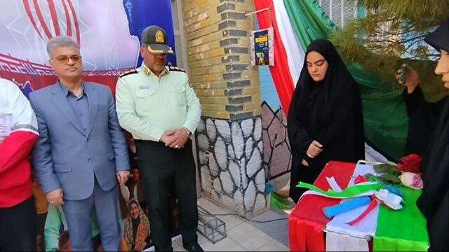 نواخته شدن "زنگ پلیس"در هفته فراجا توسط دختر شهید هادی میرآبادی + عکس و فیلم