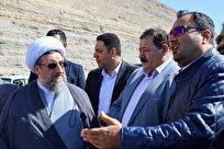 نماینده ولی‌فقیه در آذربایجان شرقی از عملیات اجرایی آزادراه تبریز–ارومیه بازدید کرد