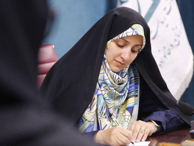 پیام تبریک بهروزآذر به وزیر همبستگی ملی خانواده و امور زنان الجزایر