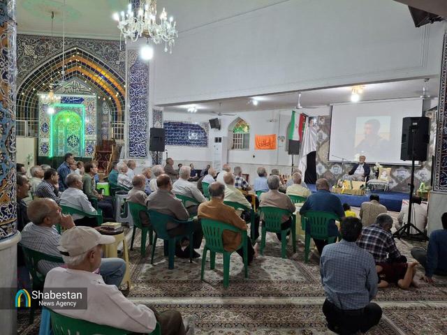در شب خاطره‌ای از جنس عشق و جهاد؛ مسجد امام رضا(ع) میزبان فاتحان مهر و ایثار