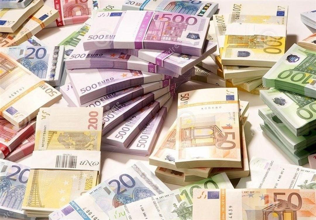قیمت دلار و یورو امروز دوشنبه ۱۴ مهر ۱۴۰۴