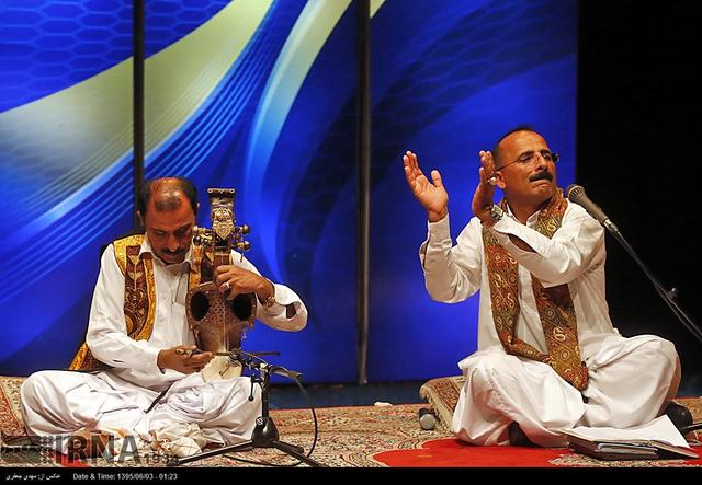 برگزاری جشنواره هنری «نخلستان» در سراوان