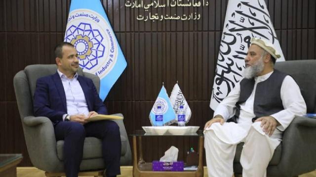 دیدار سرپرست وزارت صنعت طالبان با سفیر ترکیه با تاکید بر توسعه روابط
