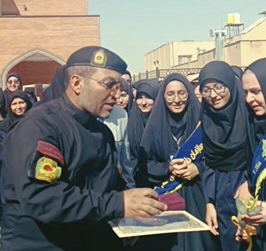پلیس نوپو قم خطاب به دانش‌آموزان دختر: قدرت ما چادر شماست+فیلم