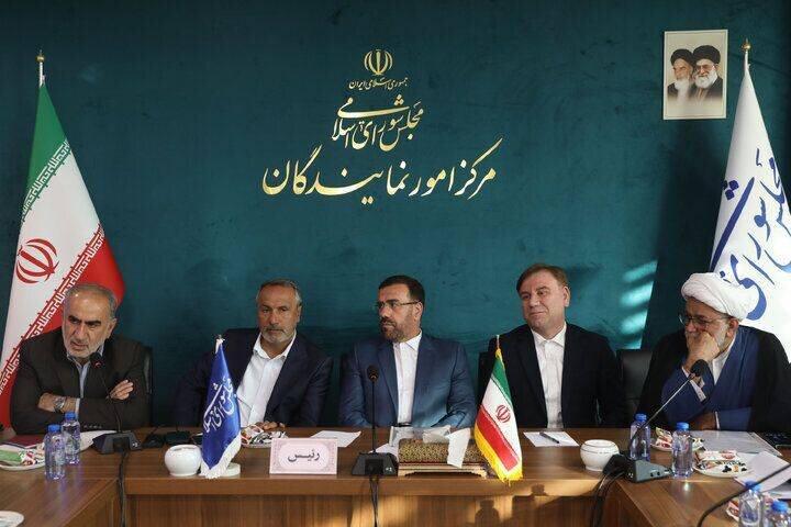 نشست ویژه‌ فعال‌سازی خط ریلی بوشهر - عسلویه در پایتخت