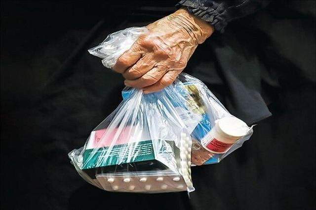 فروش دارو با قیمت جدید؛ حتی اگر با نرخ قدیم خریداری شده باشد/ سازمان غذا و دارو: این گران‌فروشی نیست 