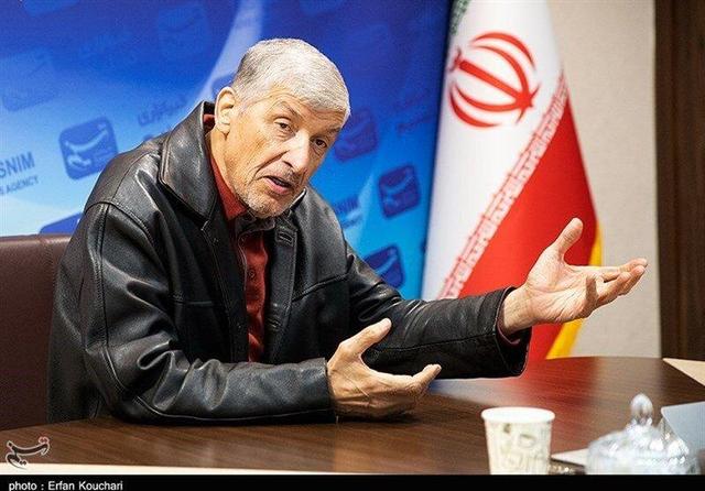 منصور حقیقت پور: جریان خالص ساز،حتی از حضور روحانیون غیرهمسو با خودش در تلویزیون جلوگیری می کند/ تندروها در قضیه حجاب دنبال رفتار خشن هستند