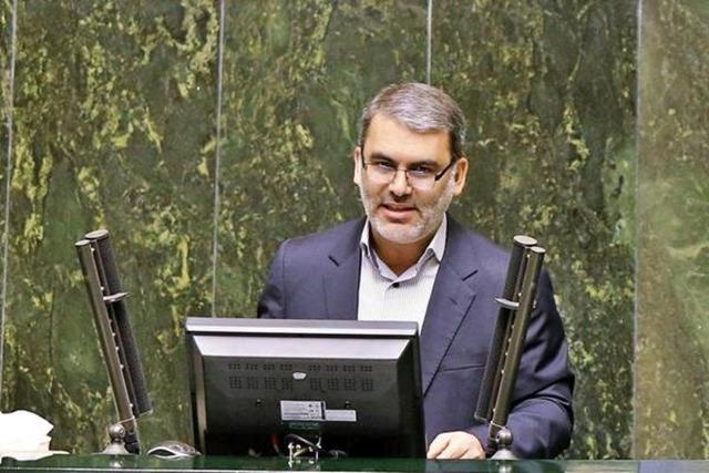 هشدار جدی زنگنه؛ سیاست‌های بانک مرکزی در خدمت رانت‌خواران است نه مردم