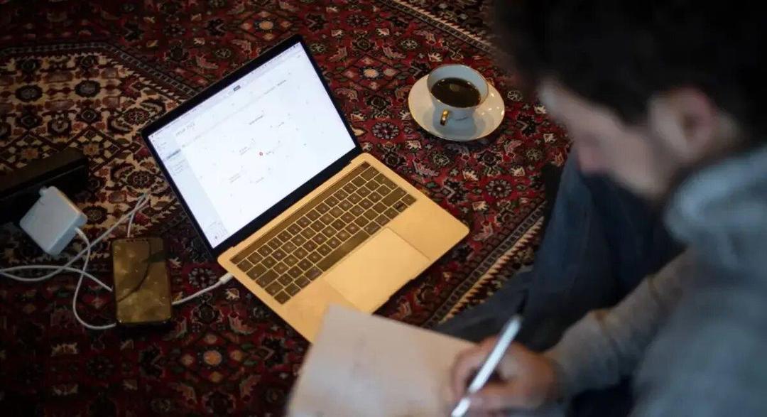 نوجوانان ایرانی بیش از حد کافئین مصرف می‌کنند | یک کارشناس: خطر بی‌خوابی، اضطراب و اعتیاد جدی است