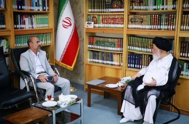 کلید حل مشکلات اقتصادی شهرستان صالح‌آباد، ساخت جاده است