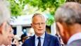 Macron must resign – France’s former PM