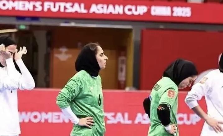 پاداش جنجالی فدراسیون به دختران فوتبالی؛ چیزی در حد آبروریزی
