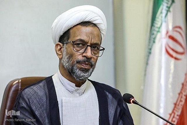 اثرگذاری سبک زندگی رهبران دینی در دنیاگرایی جامعه منتظر