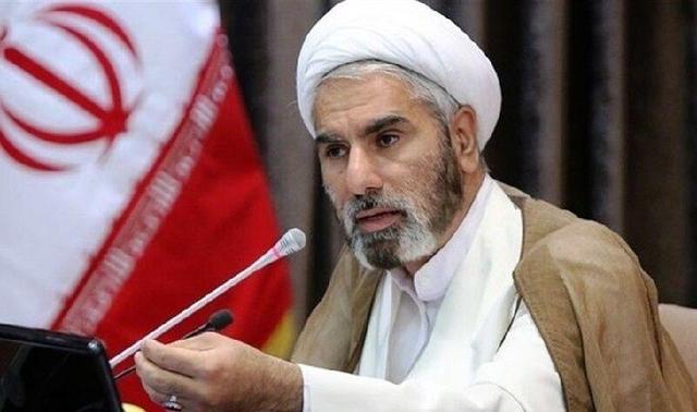 از عوامل مهم کم‌رونقی مساجد، طراحی الگوی کسب و کارِ مسجدگریز است