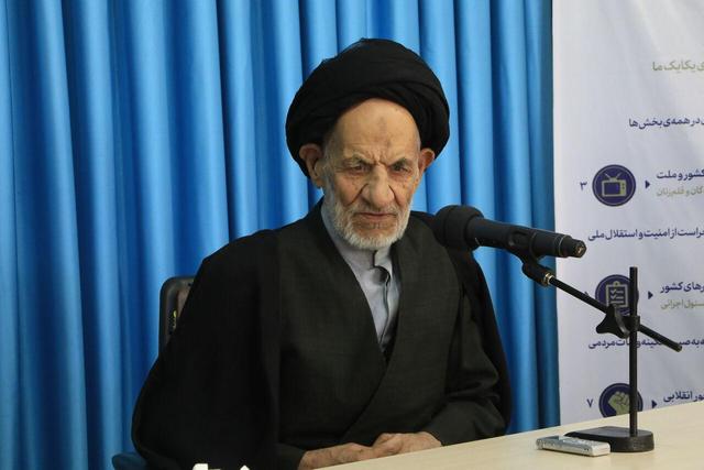 بی توجهی به بنیان های اقتصادی بنیان های جامعه را سست می کند