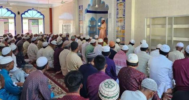 ساخت ۲۵۶ مسجد در بنگلادش در طول یکسال به همت خیریه قطر