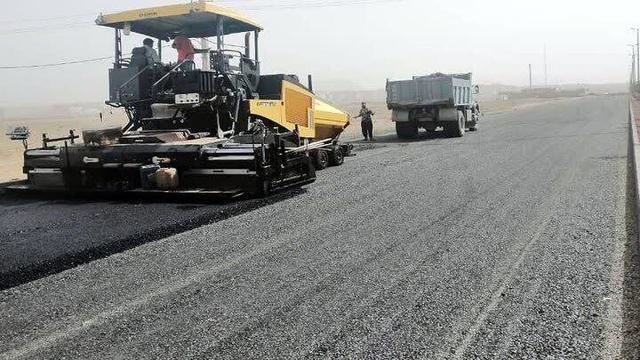 زیرسازی و آسفالت ۱۳۸ کیلومتر از راه‌های روستایی لرستان انجام شد