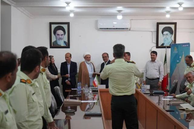 فرماندار بوشهر: نیروی انتظامی مظهر اقتدار و امنیت است
