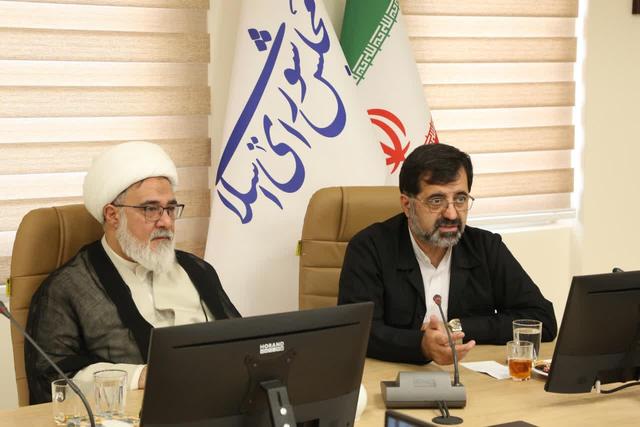 استاندار قم: قانونگذاری بدون ارتباط با میدان، گره‌ای باز نمی‌کند