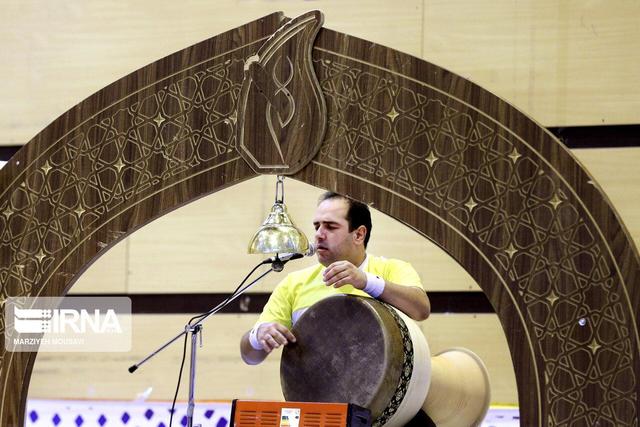۲۰ قطعه شعر فارسی برای تربیت مرشد در دنیا تعیین شده است