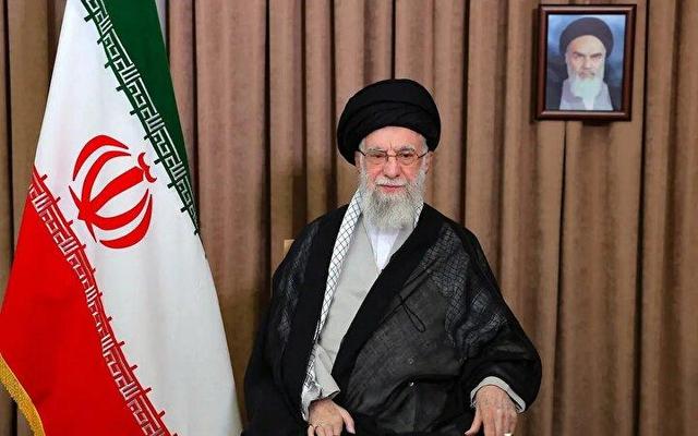 رهبر انقلاب : ترویج و آموزش نماز، تکلیف حتمی دستگاه‌های تبلیغ دین و رجال دینی است