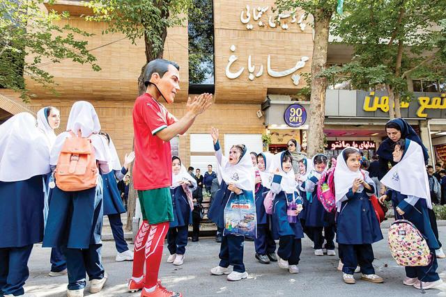 سندرم «مدرسه موش‌ها»؛ خاطره‌بازی بزرگ‌ترها با جشنواره‌ فیلم کودک