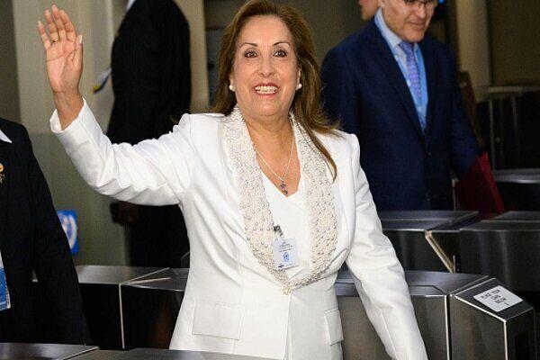 «دینا بولوارته» رئیس جمهور پرو عزل شد