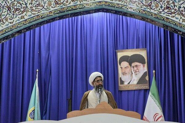 امام جمعه زابل: سیستان از ریزگردها و بی کیفیتی نان رنج می‌برد
