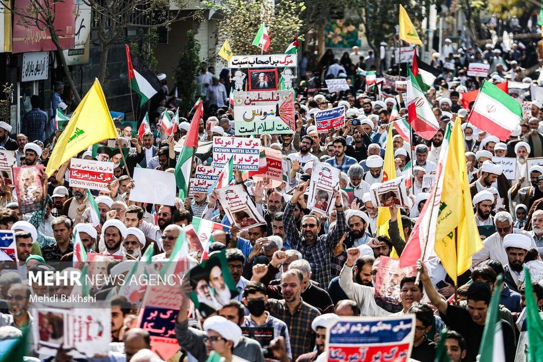 طنین فریاد حمایت از مظلومان غزه در شهر کریمه اهل بیت علیهم‌السلام