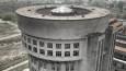 بقایای معماری «بروتالیستی» یک کارخانه الکل رهاشده (عکس)