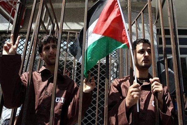 دستکاری لیست اسرای فلسطینی توسط تل‌آویو؛ تعداد اسرا کم شد!
