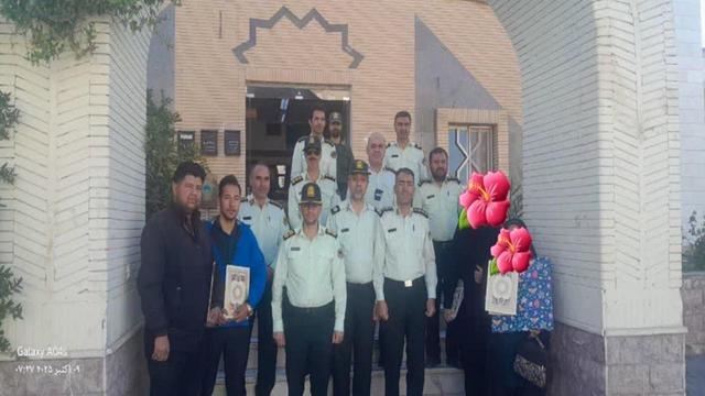 اقدام زیبای رئیس کلانتری ۱۳ قدس شهرستان نیشابور در هفته فراجا + عکس
