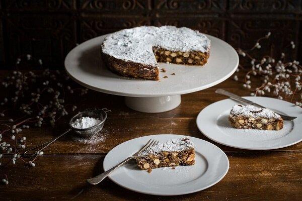 آموزش شیرینی پزی/ طرز تهیه شیرینی پان فورته؛ یک دسر مقوی ایتالیایی