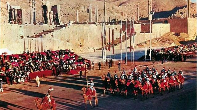 عکس‌هایی از جشن‌های ۲۵۰۰ ساله