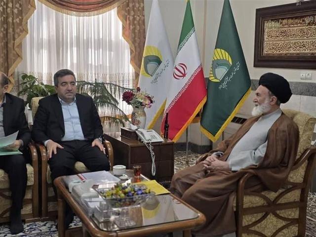 اهدای اسناد مالکیت اراضی و املاک موقوفه به آستان مقدس عبدالعظیم حسنی