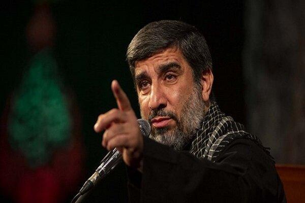 مهدی سلحشور در هیئت نورالثقلین مرثیه خوانی می کند