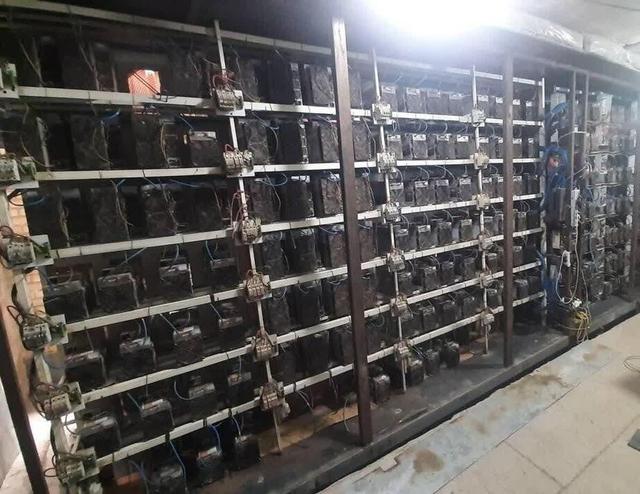 نعمتی: خاموشی ۳۰ دستگاه ماینر ۲۰ میلیارد ریالی در تبریز