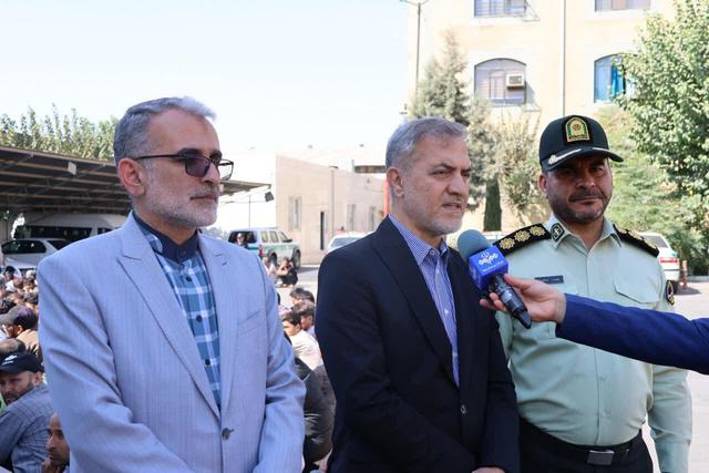 شرفی: فرهنگ استفاده از نیروی کار ایرانی در بهارستان تقویت شود