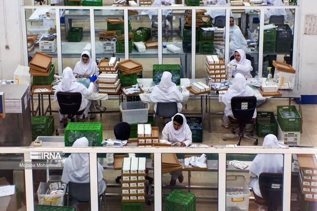 معاون امور صنایع صمت: کندی تخصیص ارز، تولید واحدهای صنعتی گیلان را تهدید می‌کند