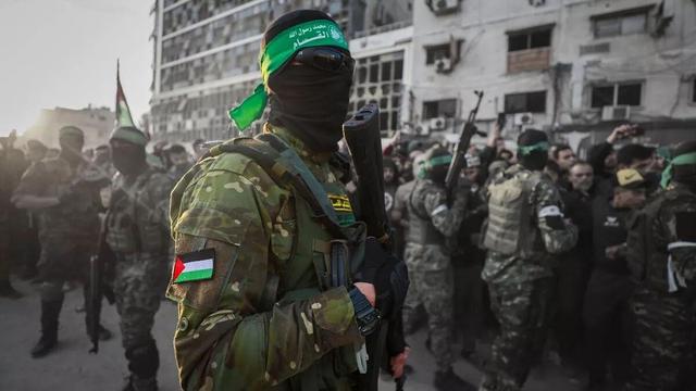 بسیج ۷ هزار نیروی حماس برای تامین امنیت مناطق غزه/ پنج فرماندار نظامی منصوب شدند