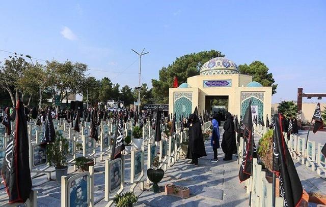 ترویج فرهنگ ایثار، راه مقابله با هجوم دشمن به هویت ملی ایران است