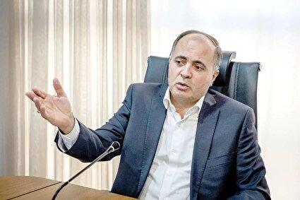 ببینید/ اعتراض یک دامدار سخنرانی وزیر کشاورزی را قطع کرد