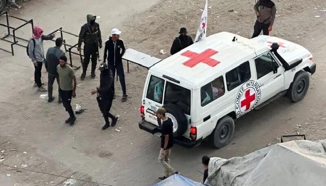 اسرائیل تحویل‌گرفتن اجساد ۴ اسیر را تأیید کرد