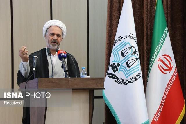 نیروی انتظامی باید با اقتدار نسبت به برخورد با اراذل و اوباش نوظهور ‌اقدام کند