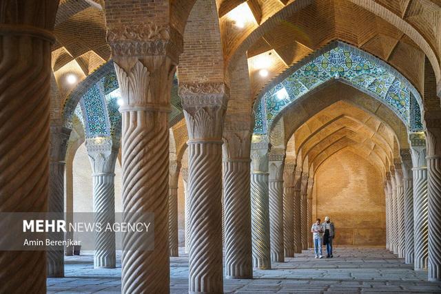 «مسجد وکیل» نگینی از زیبایی و باور در قلب شیراز
