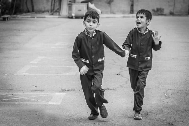 سیاه‌چاله عمیق وعده‌ها پیش پای صاحبان عصای سفید/تصمیمات کورکورانه برای نابینایان